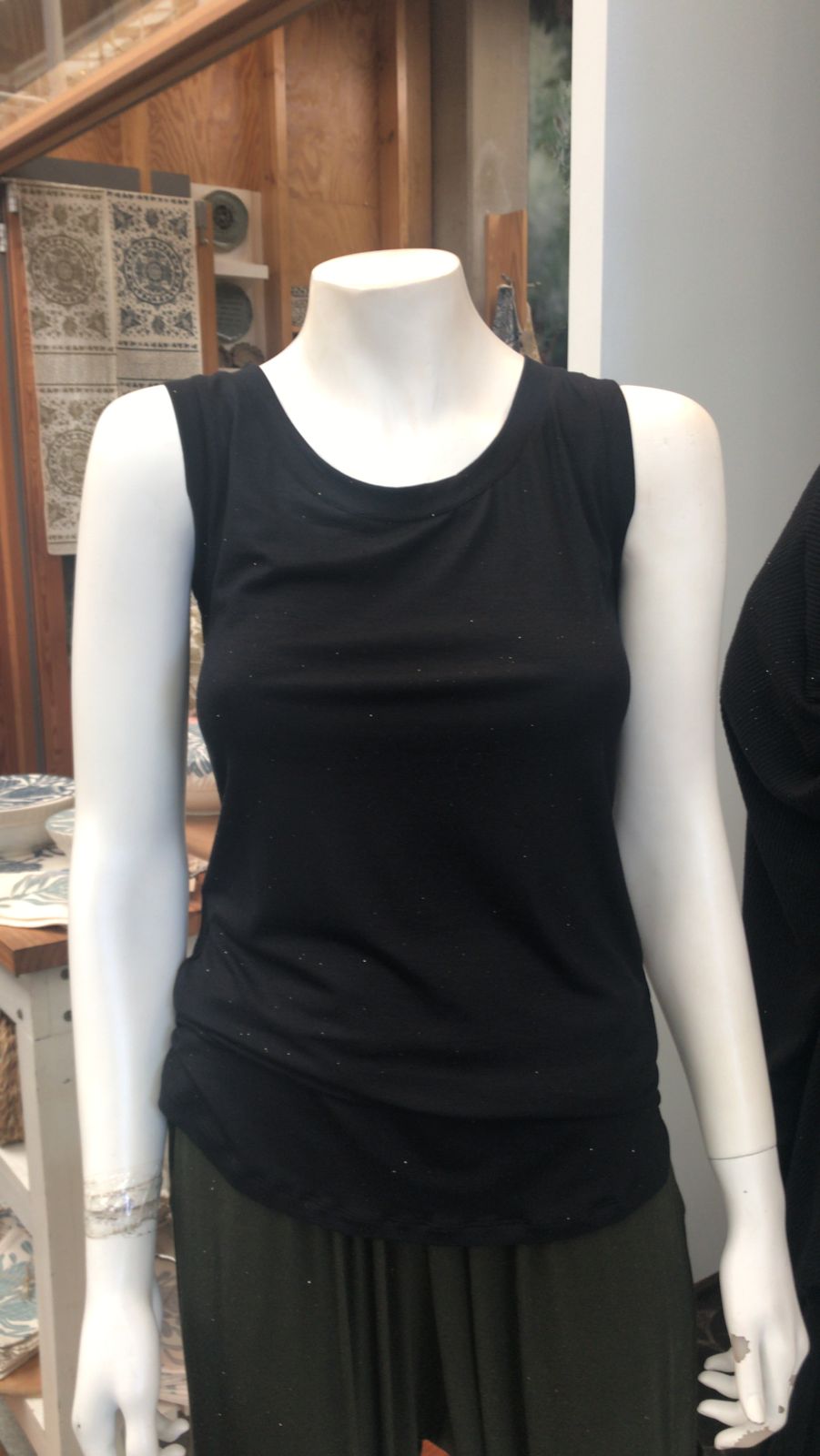 Essential Tank