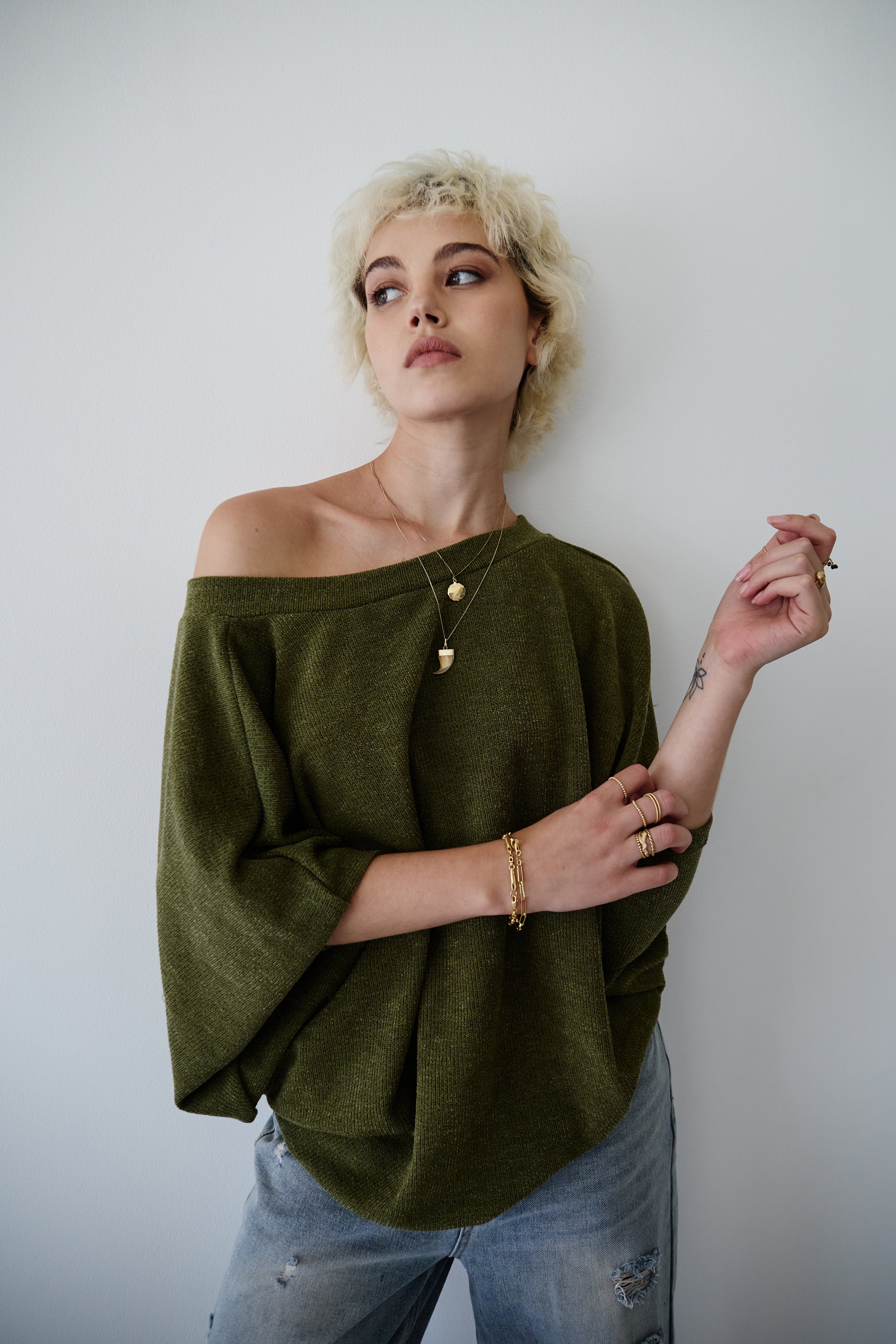 Rib Ruby V Neck