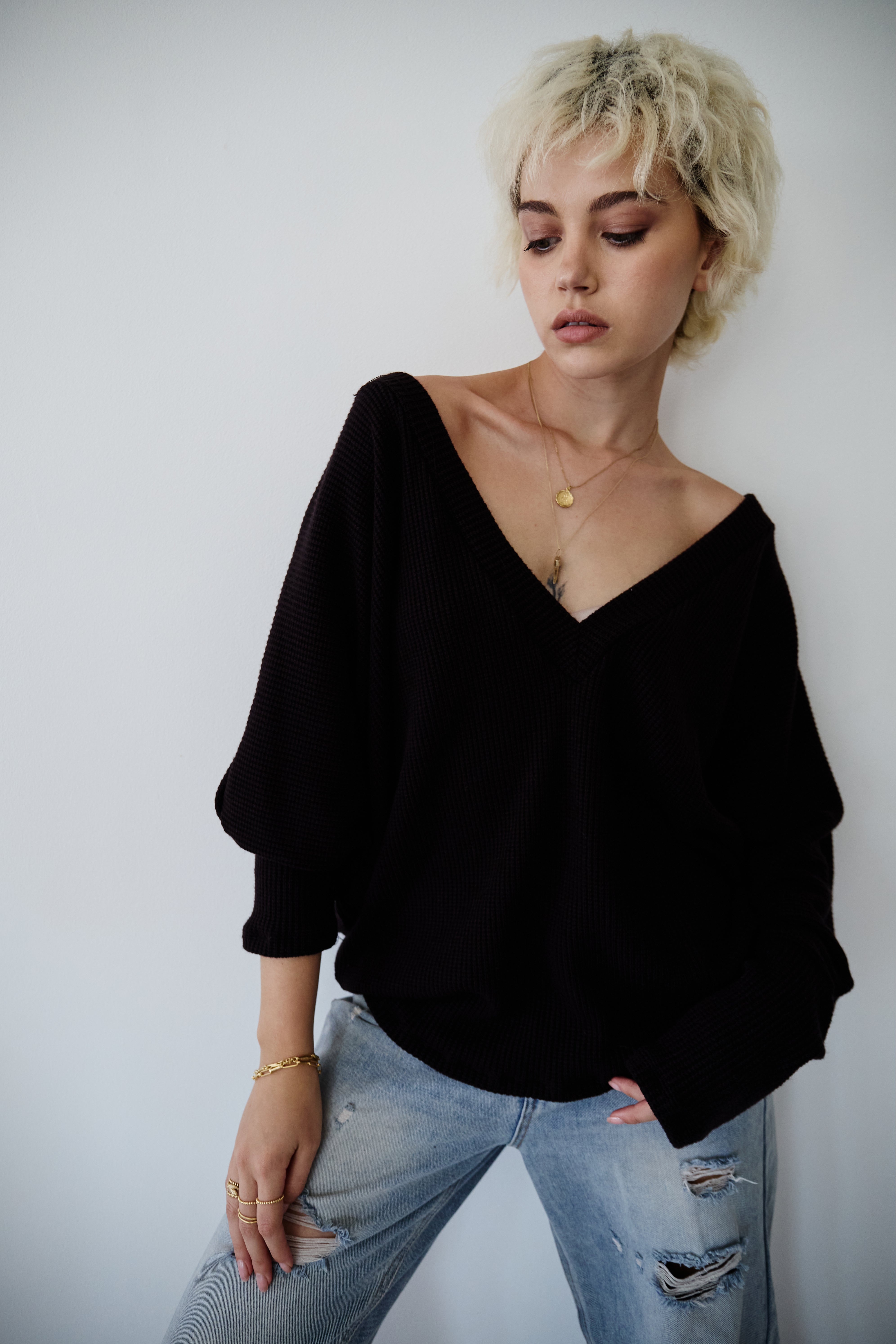 Rib Ruby V Neck
