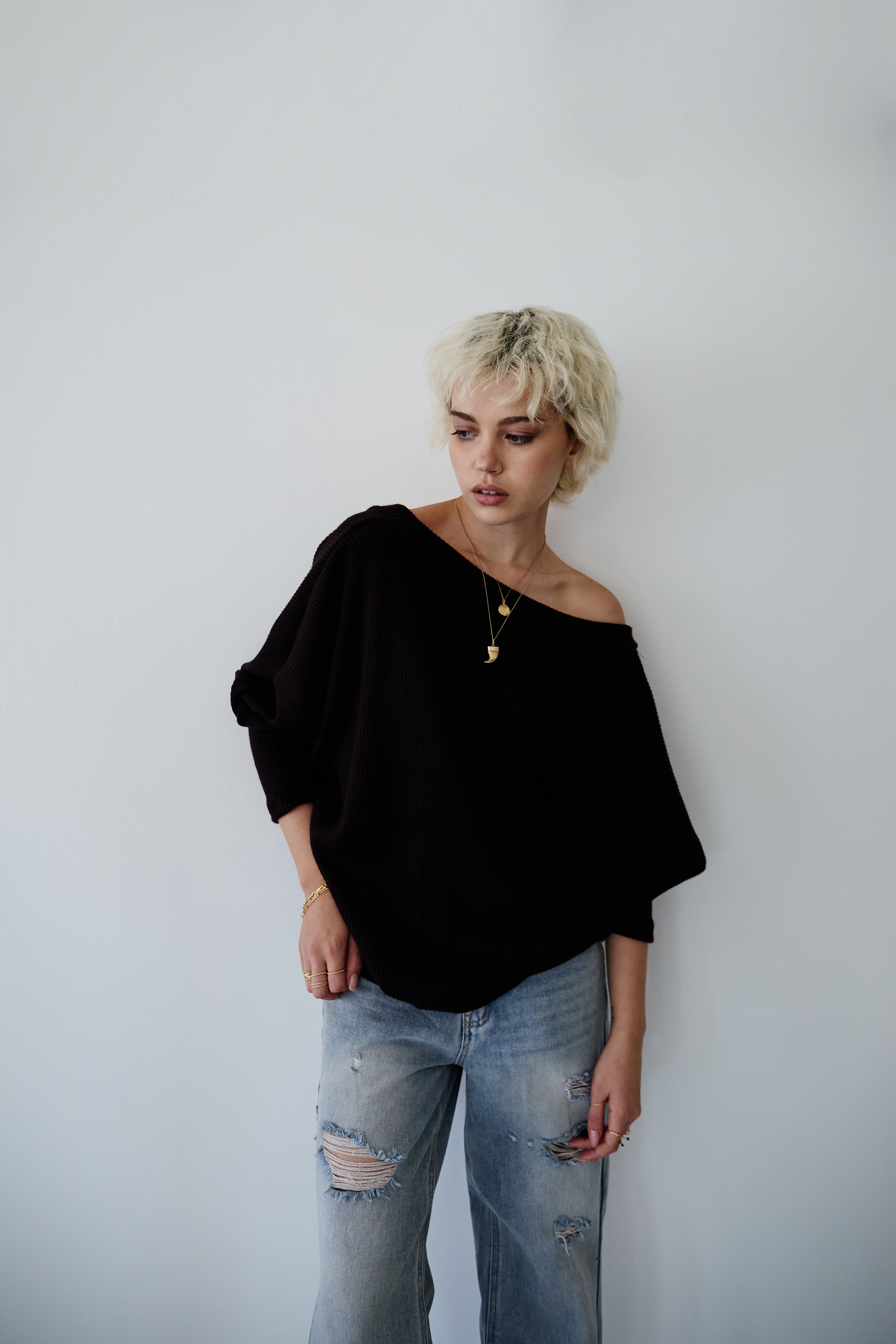 Rib Ruby V Neck