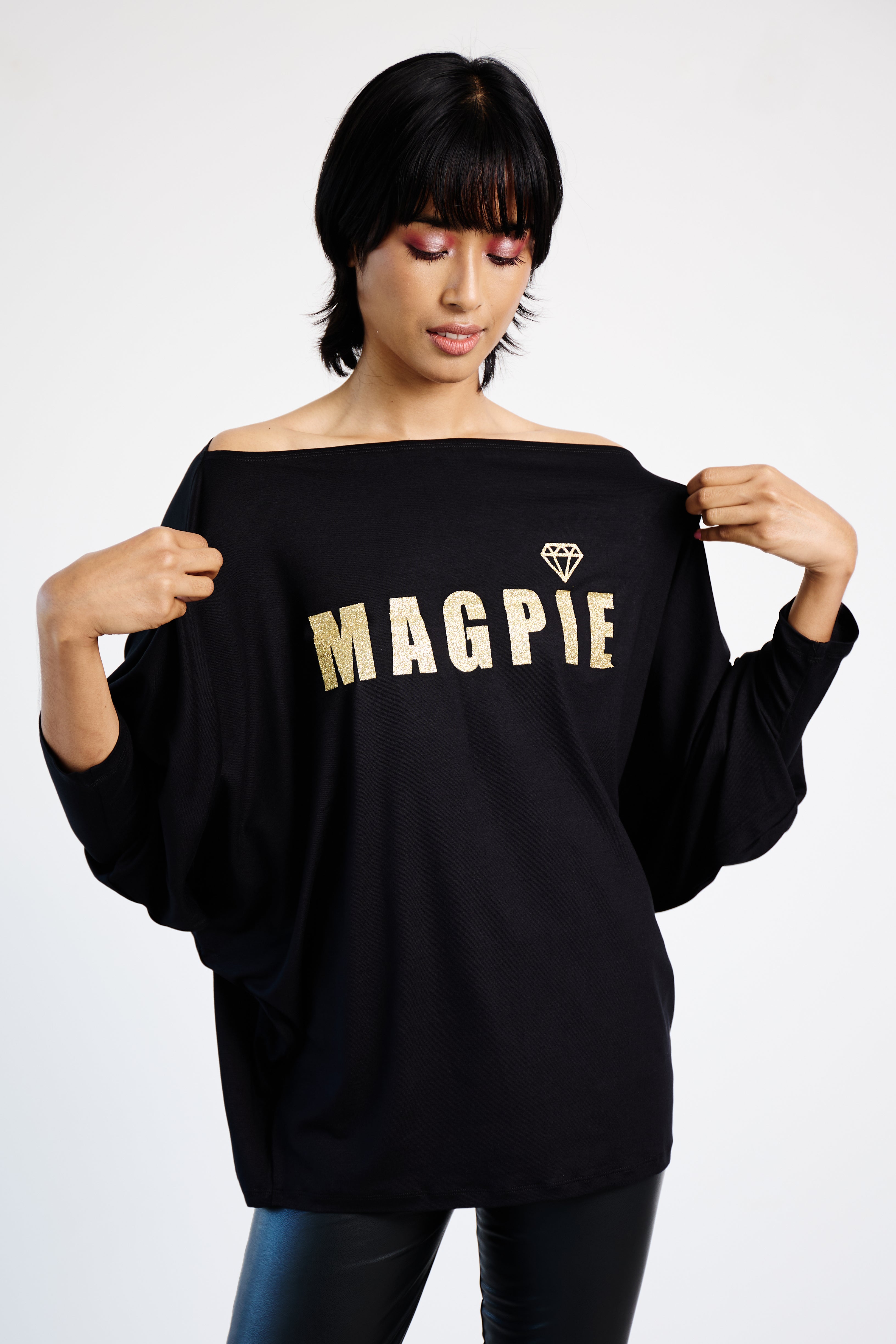 Magpie Tee