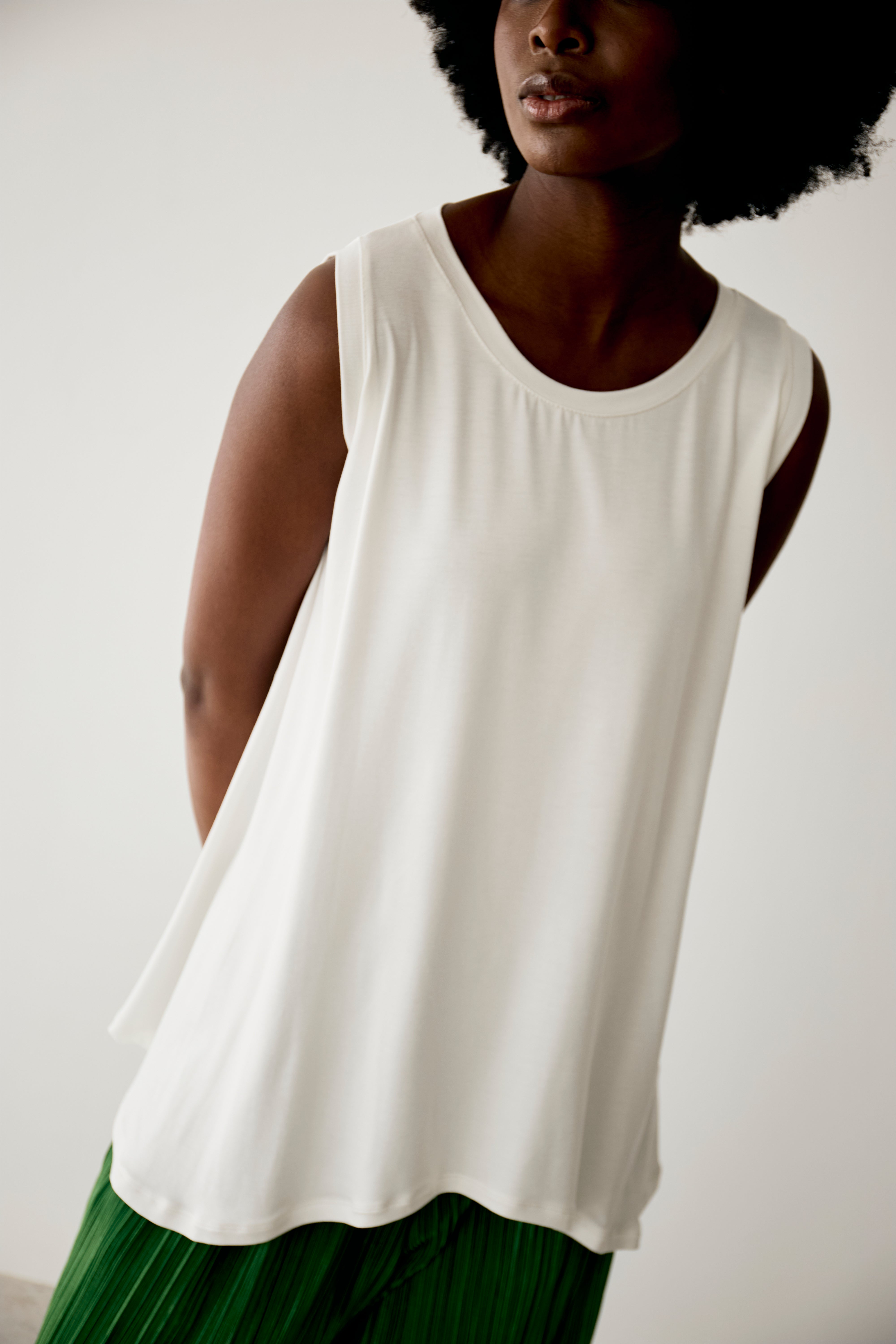 Essential Tank