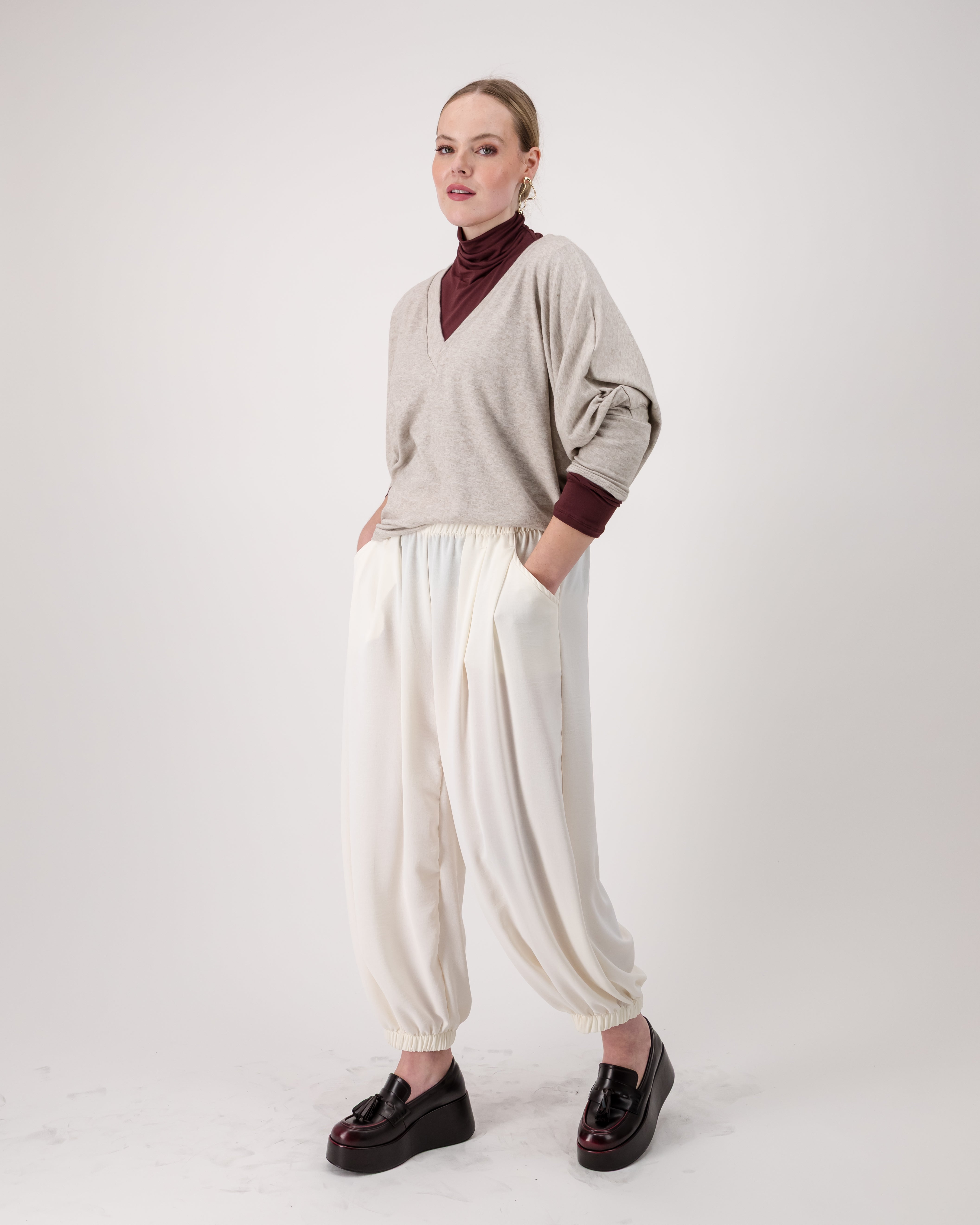 Rib Ruby V Neck